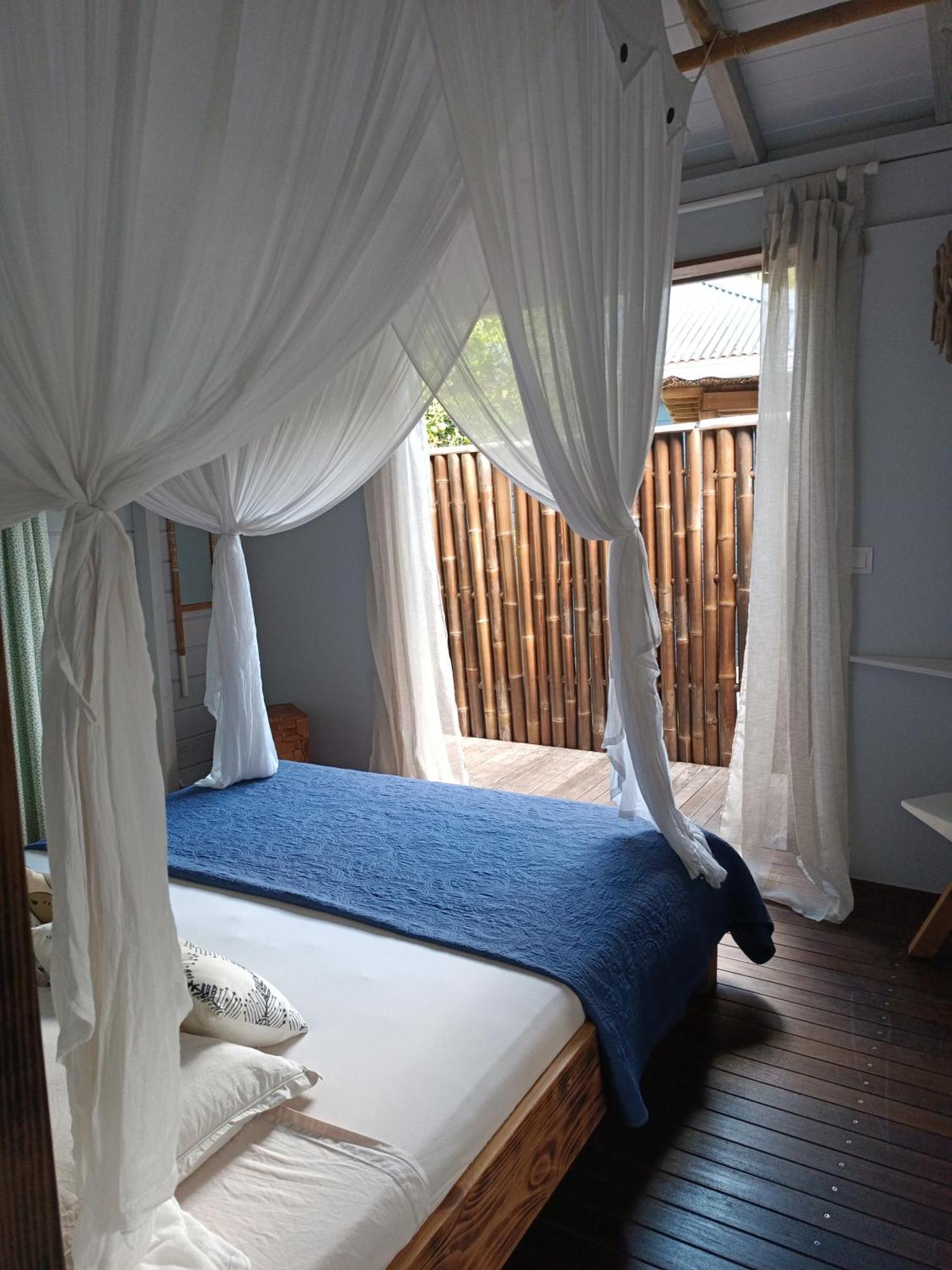 Tiki Paradise Lodge Fwi Sainte-Anne  Ngoại thất bức ảnh