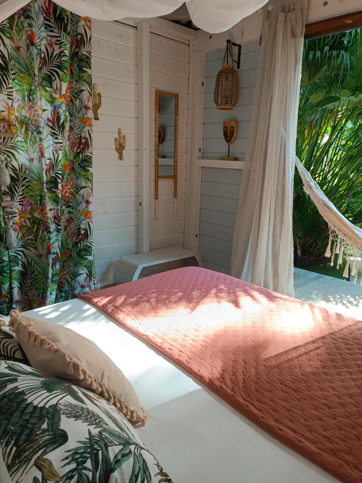 Tiki Paradise Lodge Fwi Sainte-Anne  Ngoại thất bức ảnh