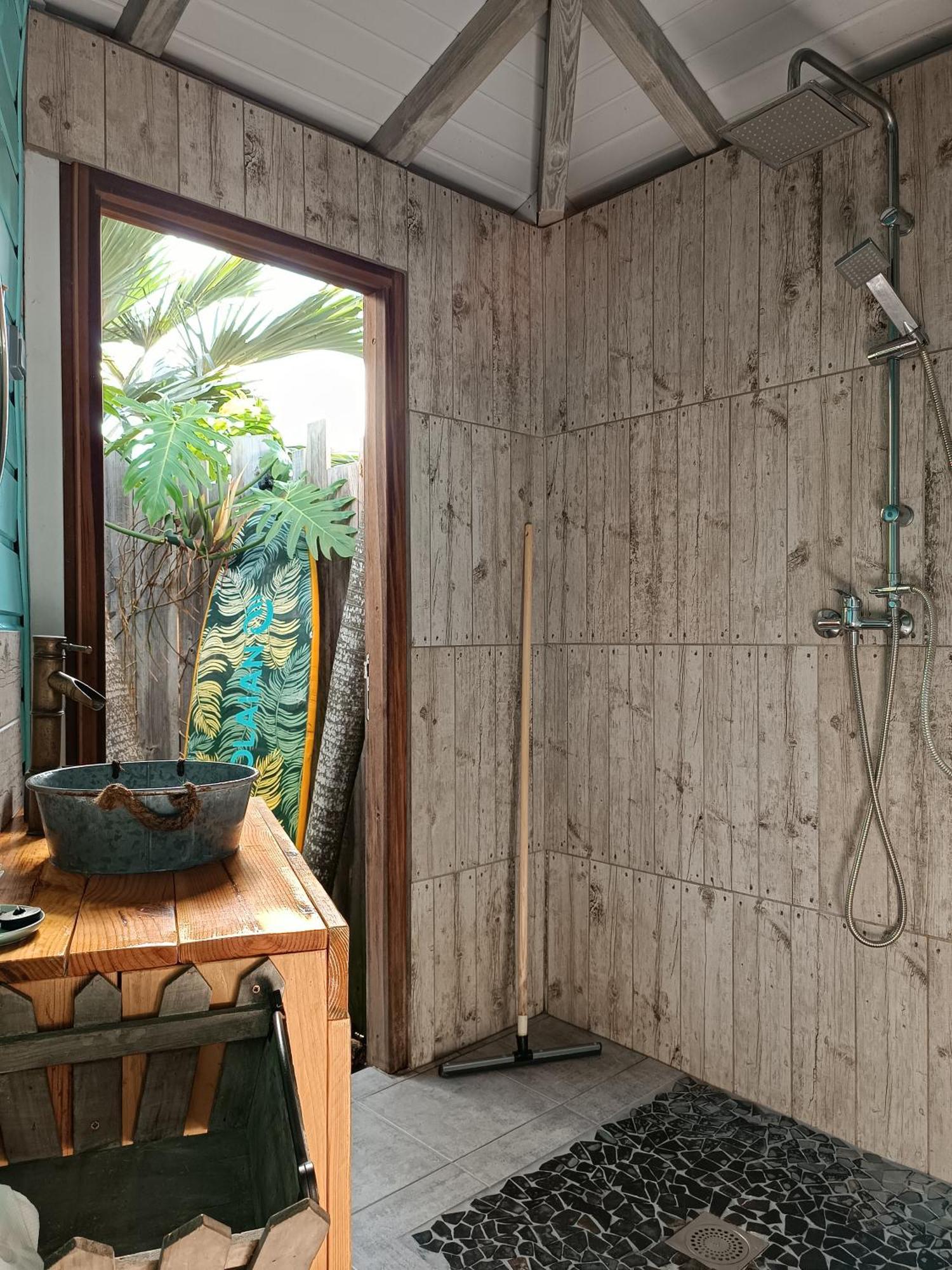 Tiki Paradise Lodge Fwi Sainte-Anne  Ngoại thất bức ảnh